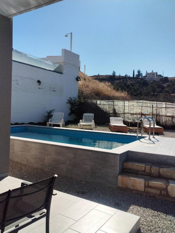 Villa Miron Kamilari Exterior photo